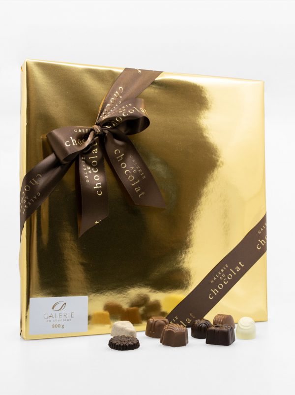 Boîte-cadeau Signature de chocolats assortis – 800g
